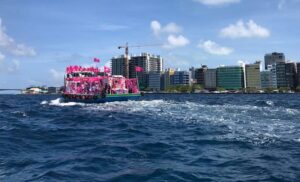 ރައީސް ޔާމީން މިނިވަން ކުރުމަށް ގޮވާލައި މާދަމާ ކަނޑުމަތީގައި މުޒާހަރާ ކުރަނީ