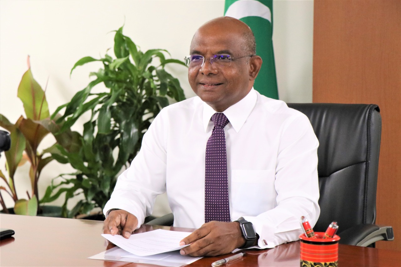 އިނގިރޭސި ވިލާތަށް އެތެރެކުރާ މަހުގެ ބާވަތްތަކުން ޓްރިފް އުވާލުމާއި ގުޅޭގޮތުން މަޝްވަރާކޮށްފި