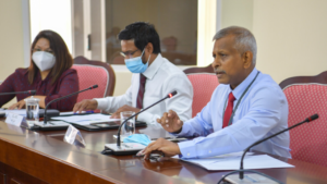 މިދަނޑިވަޅުގައި ޓެކްސް ބޮޑުކުރުމާ ދެކޮޅުވާ ސަބަބު ގަވަރުނަރު ސާފުކޮށް ދީފި