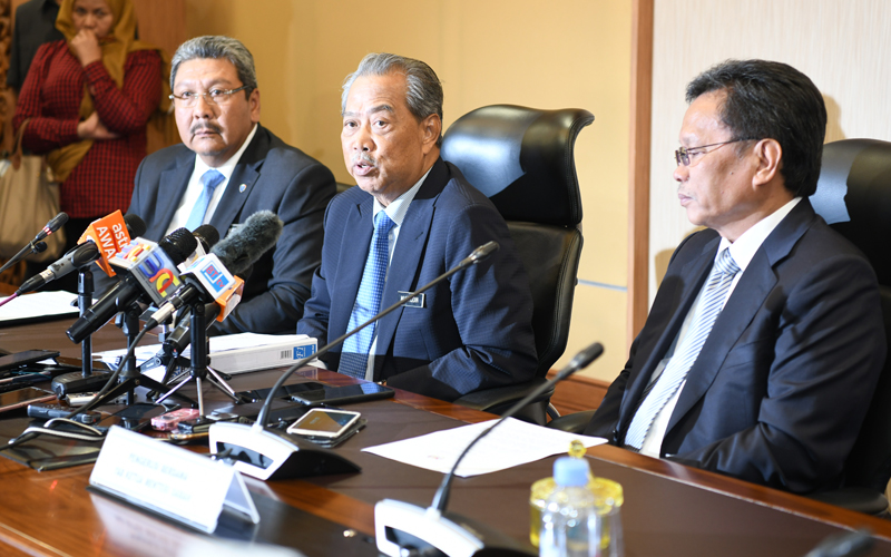 މެލޭޝިއާގެ ހުރިހާ ރައްޔިތުންނަށް ހިލޭ ކޯވިޑް19 ވެކްސިން ދެނީ