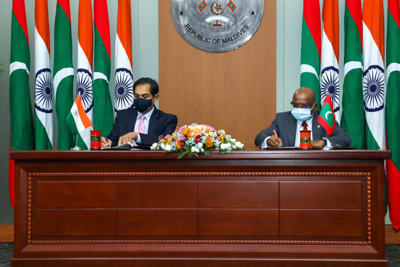 ބްރިޖް މަޝްރޫޢު ހިމެނޭހެން 4 މަޝްރޫޢުއެއްގައި އިންޑިޔާއާއިއެކު ސޮއިކޮށްފި