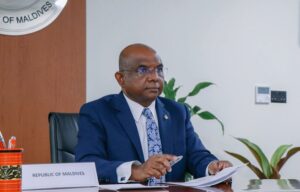 މިނިސްޓަރ ޝާހިދު ޚާރިޖީ ވަޒީރުންނާއި، ސަފީރުންނާއި ބައްދަލު ކުރައްވައިފި