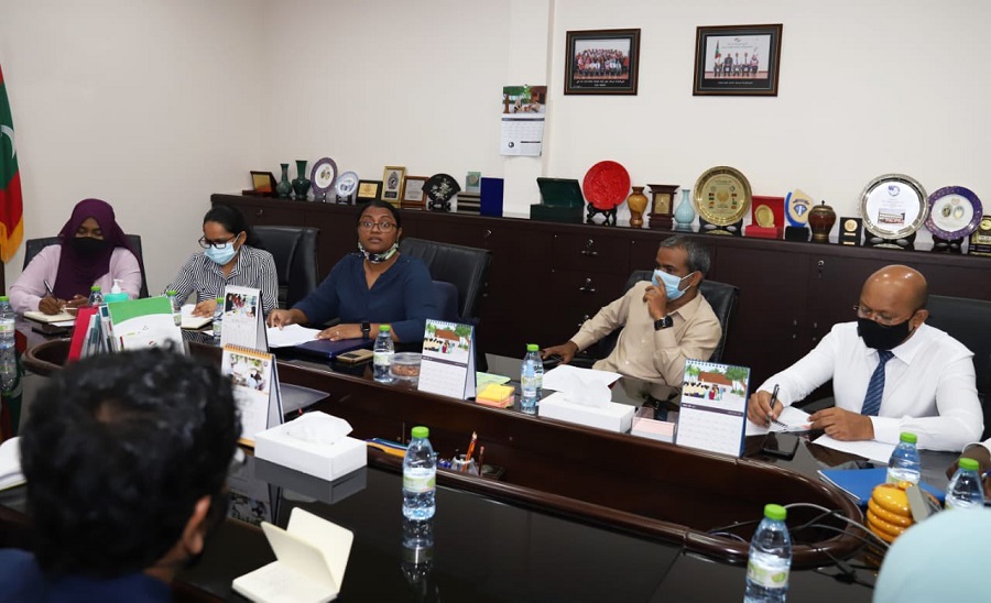 ނިޒާމީ ގޮތެއްގައި ކޮރަޕްޝަން ހުއްޓުވުމަށް އޭސީސީއާއި، ޕީޖީ އެއްމޭޒަކަށް