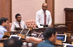އަންނަ އަހަރަށް ލަފާކުރާ 34.7 ބިލިޔަން ރުފިޔާގެ ބަޖެޓް މަޖިލީހަށް ހުށަހަޅައިފި