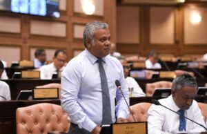 ރައީސަށް އިންތިޚާބު ކާމިޔާބުކޮށް ދިނުމަށް އެންމެ ބުރަކޮށް މަސައްކަތް ކުރައްވަންޖެހޭ ފަރާތަކީ ނަޝީދު: އަލީ ނިޔާޒު