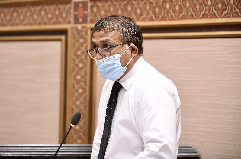 އަޅުގަނޑަކީ 4 ވުޒާރާވެސް ބެލެހެއްޓި މީހެއް، ވުޒާރާ އެއްކޮށްލުމަކުން ގޮންޖެހުމެއްނެތް: އަސްލަމް