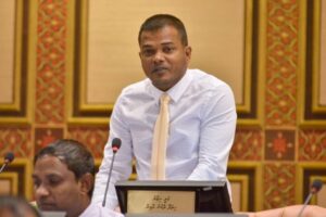 ކޯޓުގެ ނިންމުމުން ކަނޑުފޭރުމާއި، މަގުފޭރުން ވަރިހަމަ ވެއްޖެ: އަލީ ނިޒާރު