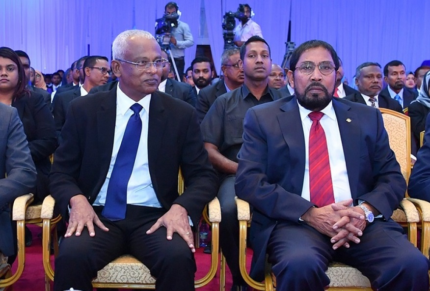 ހެލްތް މިނިސްޓަރުގެ ސްލޮޓް އެމްޑީޕީއަށް ދޫކޮށްލީ ޤާސީމްގެ ރުހުމާއިއެކު: ރައީސް