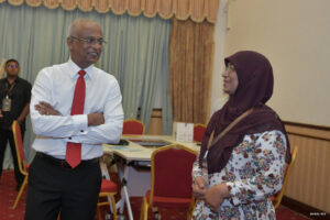 މައިމޫނާ ރަނގަޅުވާނީ އެމްޑީޕީގެ އެސްޖީ މަޤާމާއި ހަވާލުވުން: މުއާޒު