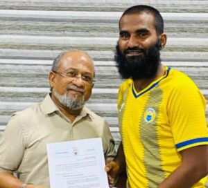 ދަނގަޑޭ 15 އަހަރަށްފަހު އަލުން ވެލެންސިއާއަށް