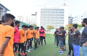 އީގްލަސްއިން ފަރިތަކުރުންތަކަށް ފަށައިފި