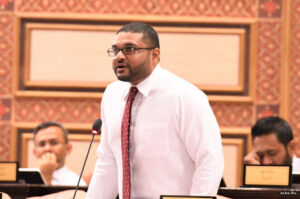 ޑްރޯން ގަތް އަގު 241 ކޮމިޓީގެ ސިއްރު ޖަލްސާއެއްގައި ހާމަ ކުރެވިދާނެ: ޢައްސާން