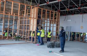 ހޯރަފުށި އެއާޕޯޓް 11 ވަނަ ދުވަހު ހުޅުވުމާއި ގާތަށް، މަސައްކަތުގެ %84 ނިންމައިފި