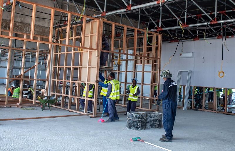 ހޯރަފުށި އެއާޕޯޓް 11 ވަނަ ދުވަހު ހުޅުވުމާއި ގާތަށް، މަސައްކަތުގެ %84 ނިންމައިފި