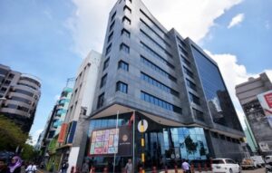 އެކްސްޗޭންޖް ރޭޓް ޑިވެލިއު ކުރަން ޖެހޭ ވަރުގެ ޕްރެޝަރެއް ނެތް: އަމީރު