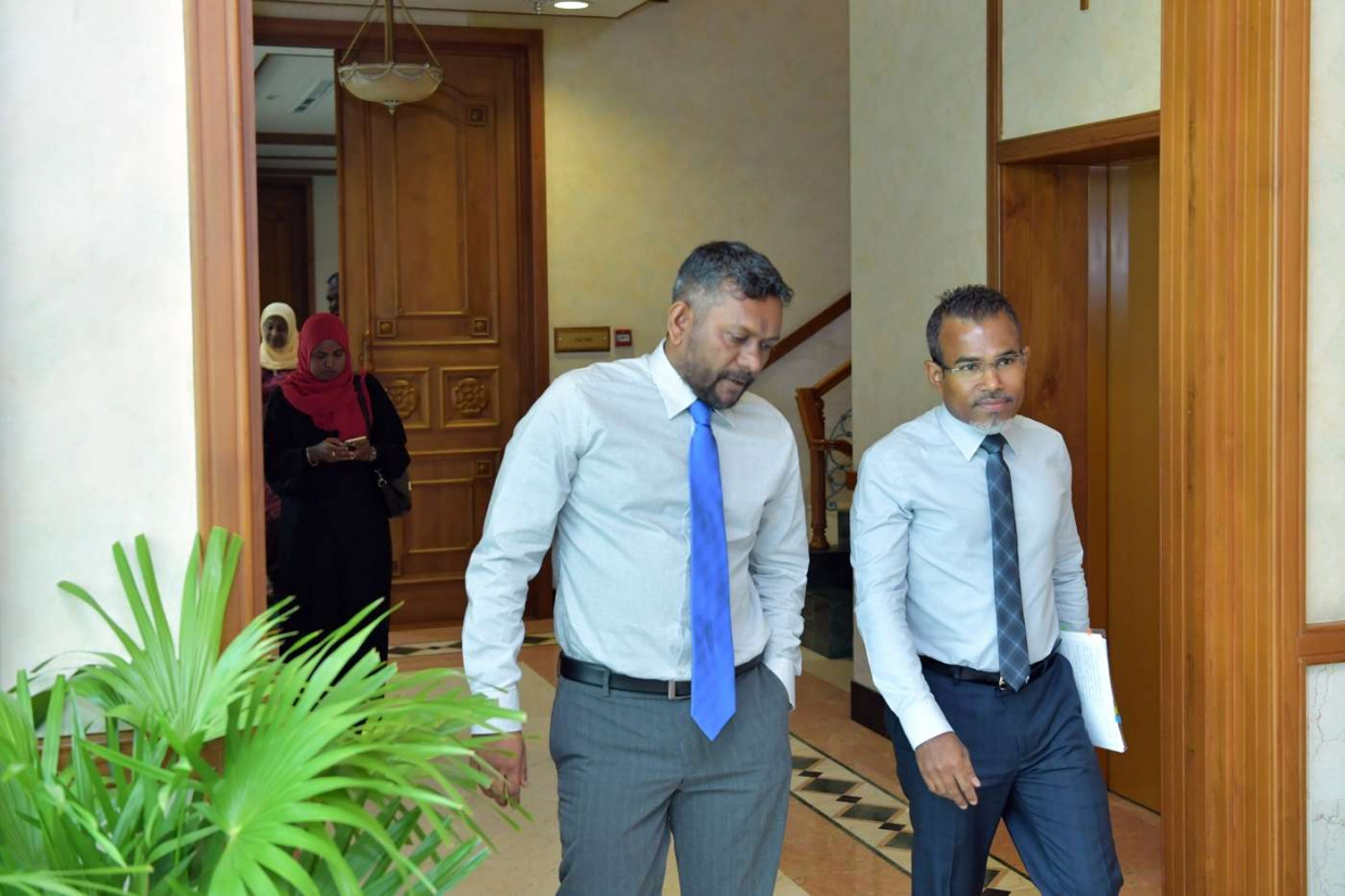 އިންސާނީ ޙައްޤުތައް ވަޒަންކުރުމަށްޓަކައި ބާއްވާ ސެޝަންގައި 4 ވަޒީރަކު ބައިވެރިވަނީ