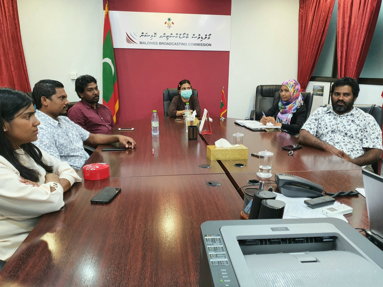 ބްރޯޑްކޮމްގެ މެންބަރުކަމަށް ކުރިމަތިލުމުގެ ފުރުޞަތު ހުޅުވާލައިފި
