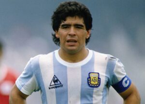 މަރަޑޯނާގެ ވަކިވެ ދިއުން: އިނގިރޭސިންގެ ކިބައިން ބަދަލު ހިފި ތާރީޚީ ގޯލު