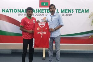 ބާސްކެޓް އިންތިހާބުގައި މިހާރުގެ ރައީސް މަންޑޭ ވާދަނުކުރަން ނިންމައިފި