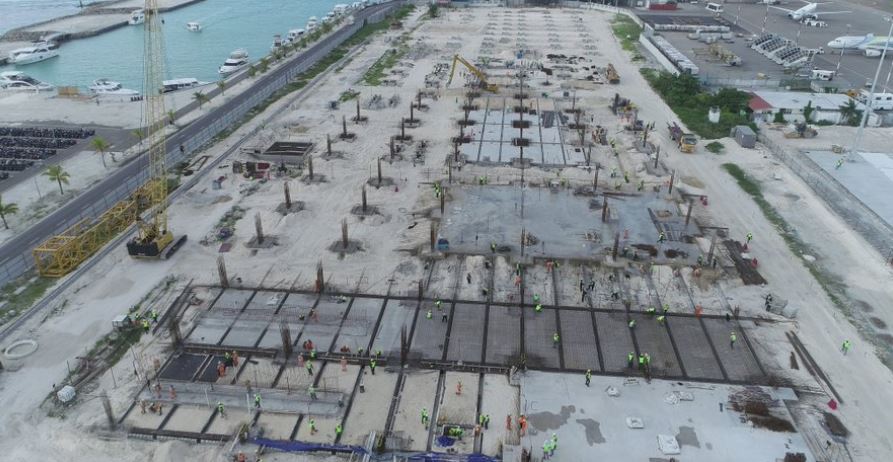 އެއަރޕޯޓް ތަރައްޤީކުރުމުގެ މަސައްކަތްކުރާ ކުންފުންޏަކުން 45 މީހުން ޕޮޒިޓިވްވެއްޖެ