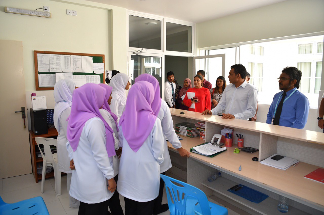 ރ.އަތޮޅުގެ ހޮސްޕިޓަލާއި މަރުކަޒުތަކަށް 42 ނަރުހުން ހޯދަން އިޢުލާން ކޮށްފި