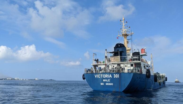 ބޯޓެއްގެ އިންޖީން ރޫމަށް ދިޔަވާތީ ކޯސްޓްގާޑުން ހަރަކާތްތެރިވަނީ