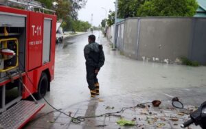 ލ. އަތޮޅުން ފެށިގެން އައްޑޫ އާ ހަމައަށް ވައިޓް އެލާޓް ނެރެފި