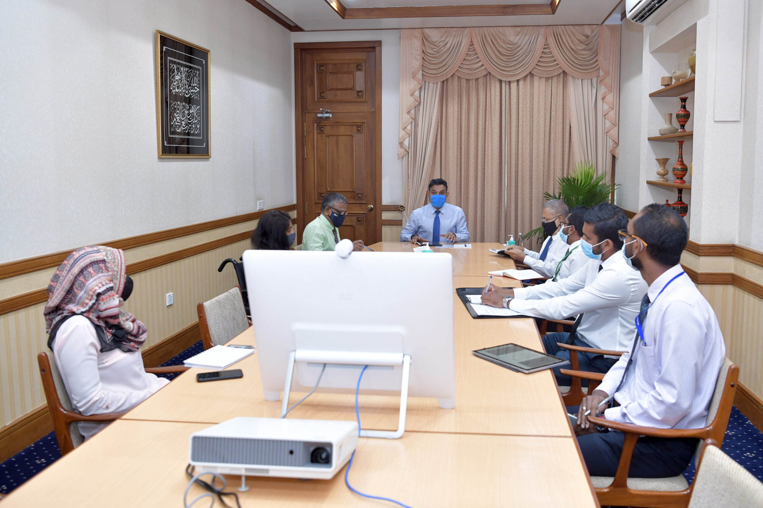 ފްލައިންގ ސްކޫލުގެ މައްސަލައަށް އަވަސް ޙައްލެއް ހޯދައިދިނުމަށް ނާއިބު ރައީސް ގޮވާލައްވައިފި