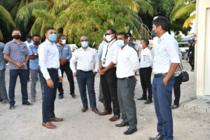 ފުވައްމުލަކު މަގުހެދުމާއި ކުނި މެނޭޖުކުރުމަށް ހުރި ދަތިތައް ހައްލުކުރުމަށް މަޝްވަރާކުރައްވައިފި