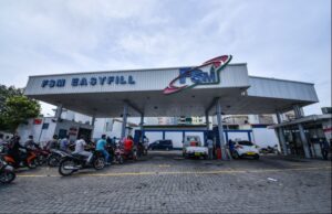 ތެލުގެ ވައްކަމުގެ މައްސަލާގައި އިތުރު 5 މުވައްޒަފަކު ސަސްޕެންޑްކޮށްފި