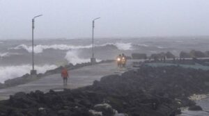 ތޫފާން ބުރެވި: ދިވެހިން އާންމުކޮށް ގޮސްއުޅޭ އިންޑިއާގެ ސަރަހައްދު ތަކަށް ރެޑް އެލާޓް!