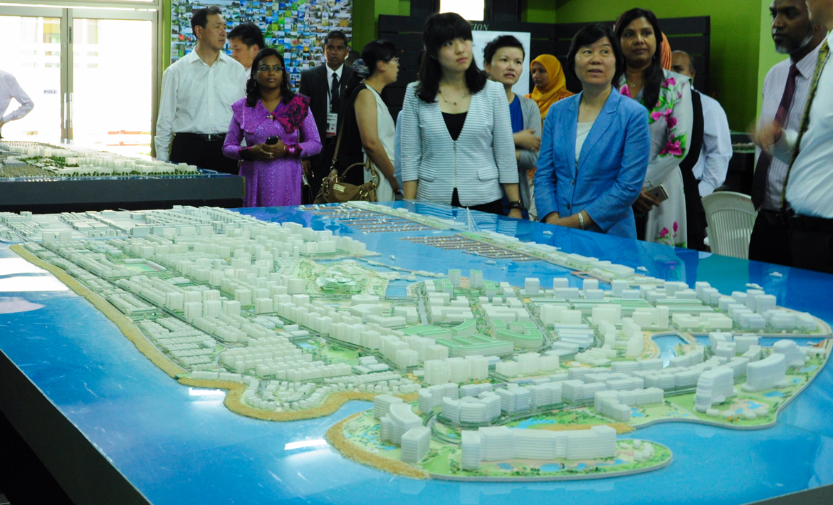 ހުޅުމާލޭ ޔޮޓް މެރީނާ އާއި ކުރޫޒް ޓާމިނަލް އަޅަން ޝައުޤުވެރިވާ ބަޔަކު ހޯދަނީ!