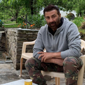 "ގަދަރް 2″ ގައި ސަނީ ފެންނަ ގޮތް ދައްކައިލައިފި