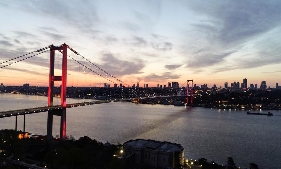 ކޯވިޑް ފެތުރުން ކޮންޓްރޯލް ކުރުމަށް ތުރުކީ 4 ދުވަހަށް ކޮލްޑައުން ކޮށްފި