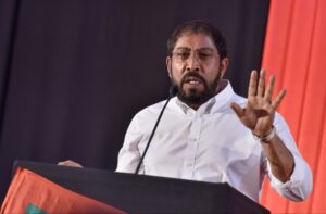 ޖަޕާން މީހެއްގެ އަތުން 15 މިލިއަން ޑޮލަރު "ކައްވާލި" ވާހަކަ ޤާސިމް ދޮޮގުކުރައްވައިފި