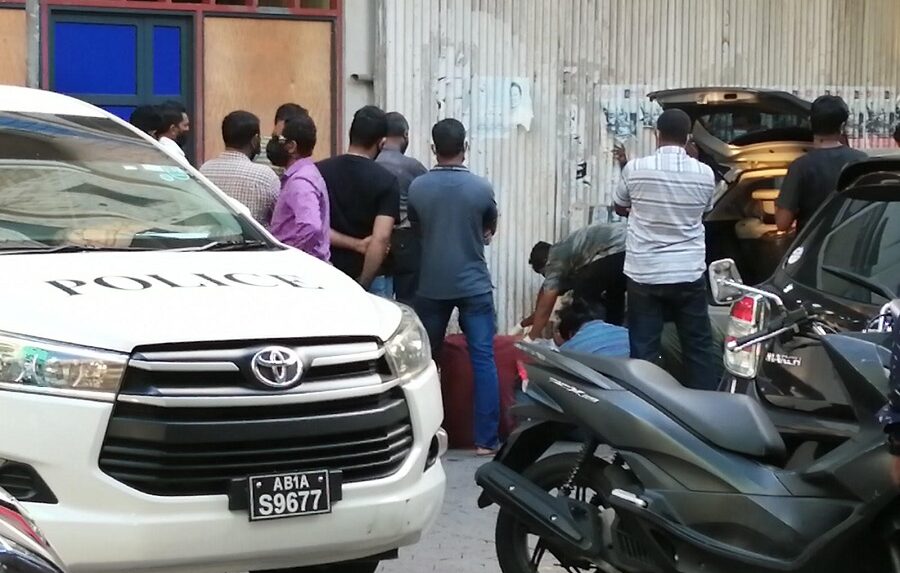 ޑްރަގު އޮޕަރޭޝަން: 6 ޝޫޓު ކޭހާއި، ދެގޯނީގެ މަސްތުވާ ތަކެއްޗާއިއެކު 10 މީހަކު ހައްޔަރުކޮށްފި