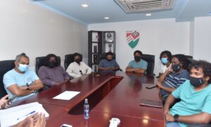 ފަސް ކުޅުންތެރިން ބަދަލުކުރެވޭ ގޮތް ހެދުމަށް ކުލަބްތަކުގެ ތާއިދެއް ނުލިބުނު