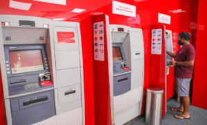 އަމީނީ މަގު ބްރާންޗުން ދިން ލޯނުގެ ހިދުމަތްތައް އާދީއްތަ ދުވަހުން ފެށިގެން މަޖީދީމަގު ބްރާންޗަށް