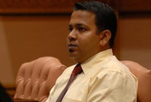 ކުރީގެ މެމްބަރު މެޓްރިކްސް މޯޑުގެ މައްޗަށް ދައުވާ ކޮށްދިނުމަށް ފޮނުވައިފި