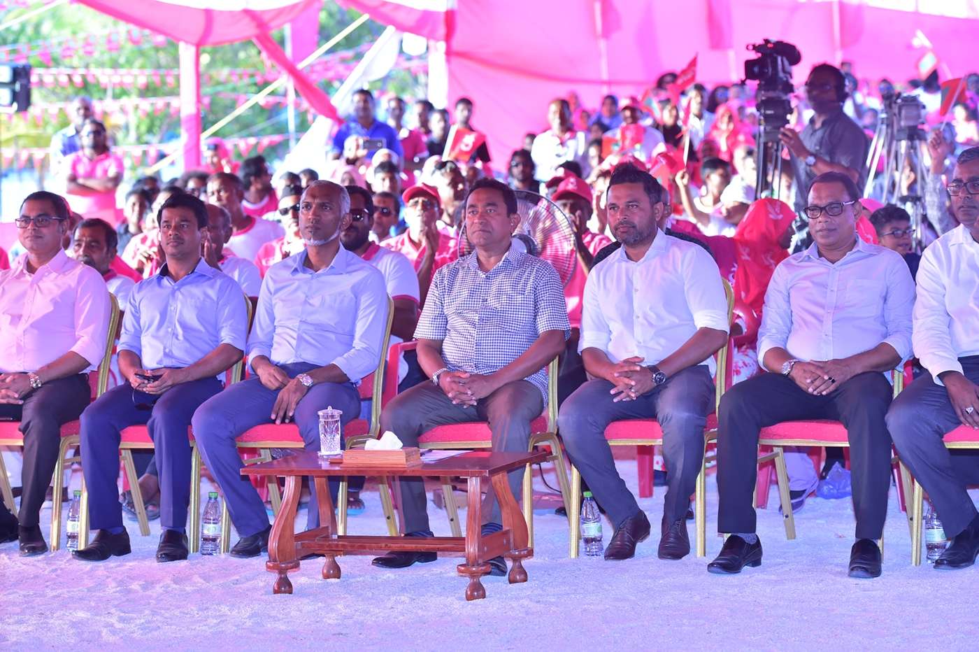 މޫސުން ގޯސްވުމުން "ޗަކުރާ އަނިޔާ ހުއްޓޭލެ!" ޚާއްސަ ޖަލްސާ މާދަމާރޭ