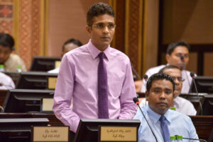 ނިހާނުގެ ޕާސްޕޯޓް ހިފަހައްޓައިފި