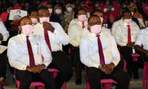 ބާޒުތަކުގެ ހަރަކާތްތަކަށް މިތިބީ ވަރަށް ރަނގަޅަށް ލޯހުޅުވައިގެން ބަލަން: އަދުރޭ