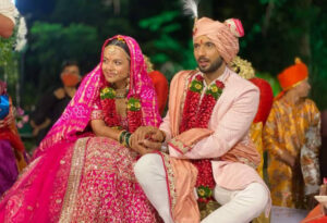 ކޮރެއޮގްރާފަރ އަދި ނެށުންތެރިޔާ ޕުނީތުގެ ކައިވެނީގެ މަންޒަރުތައް މިއޮތީ!