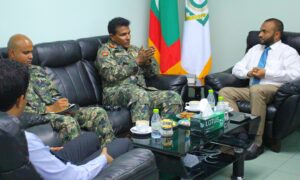 ދަޢުވާ ނުކުރަން ނިންމި މައްސަލައެއް އަލުން ނަގައި ދައުވާކުރަން ފޮނުވީ ބިރުދެއްކުމަށް