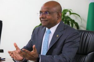 ޝާހިދު އެންގޯލާއަށް ކުރެއްވި ދަތުރުފުޅު ނިންމަވާލައްވައިފި