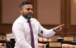 އިދިކޮޅު ލީޑަރު ނުހައްގުން ޖަލުގައި ބާއްވައިގެން ބޭއްވޭނެ އިންސާފުވެރި އިންތިޚާބެއް ނެތް: ޝިޔާމް