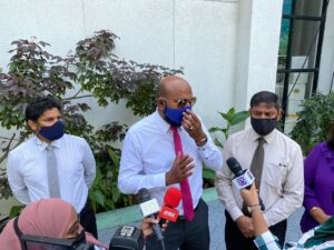 ސަރުކާރުގެ އަމަލު ތަކާއިމެދު، ޚިދުމަތްތެރިންވަނީ ގޮސްހުސްވެ، މާޔޫސްވެފަ: އިދިކޮޅު