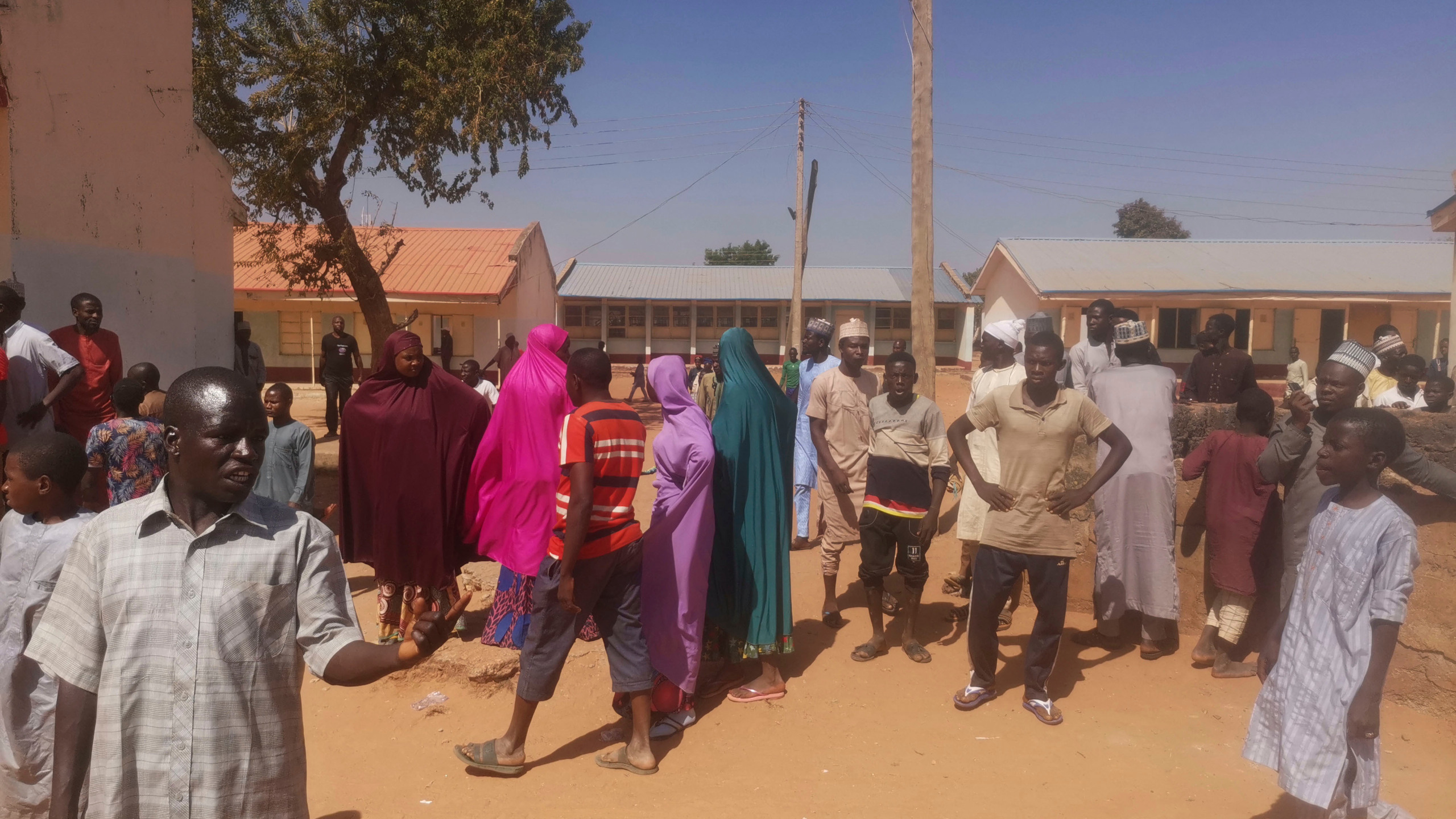 ނަޖީރިއާގެ ސްކޫލަކަށް ހަމަލާދީ، އެތައް ސަތޭކަ ސްކޫލް ކުދިންނެއް ކިޑްނެޕް ކޮށްފި