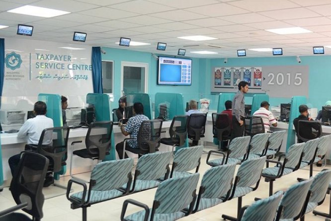 މީރާގެ އޮފީސް ފަޅާލައި ވައްކަން ކޮށްފި