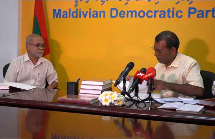 ރައީސް ނަޝީދާއި، ޙުސައިން ރަޝިދުގެ މައްސަލައެއް ފުލުހަށް ހުށައަޅައިފި